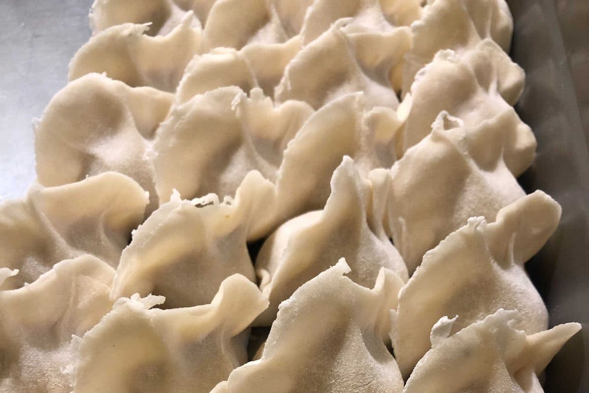 30. Dumplings bœuf et oignons (14 mcx) / Dumplings Beef and Onion (14 pcs)
