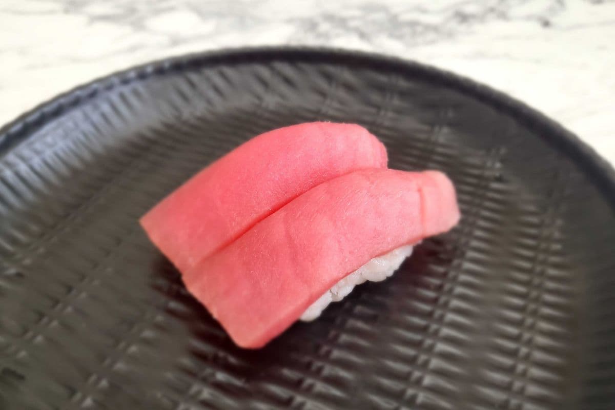 NS9. Red Tuna (Aka Maguro) (2 pcs)