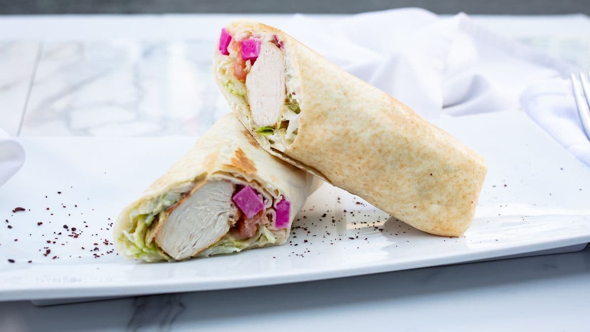 Sandwich Shish Taouk