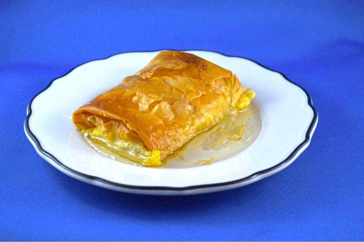 Bougatsa