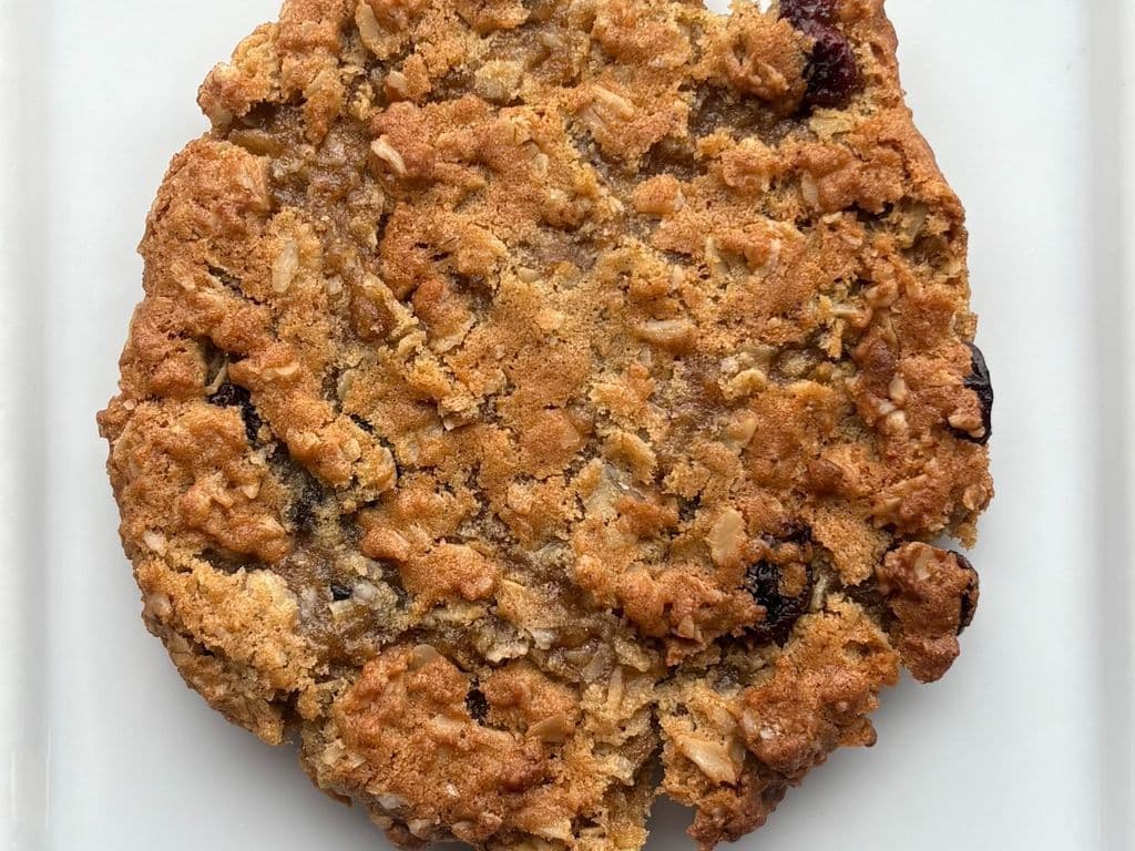 *NEW* Oatmeal Raisin Cookie