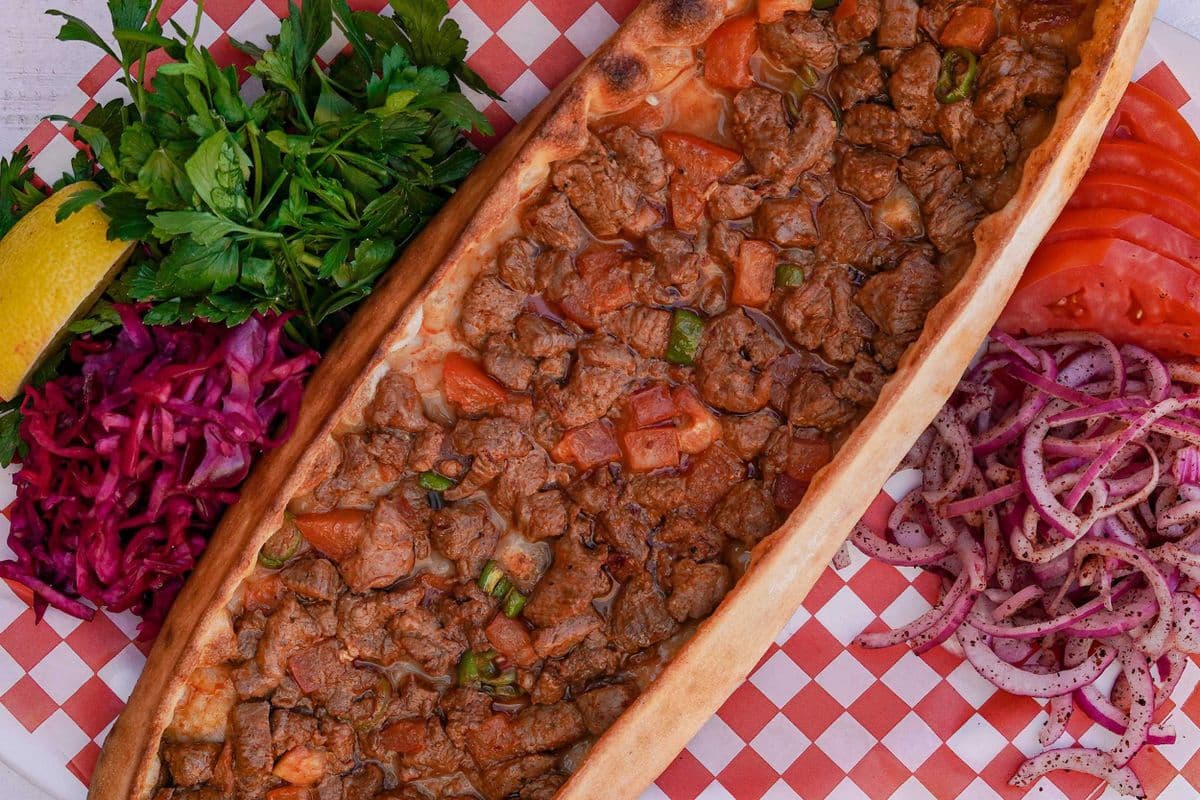 Lamb Diced Pide