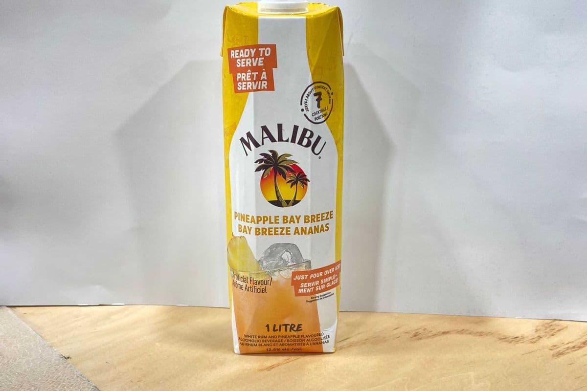 MALIBU PINEAPPLE BAY BREEZE 1L (1 x 1 L)