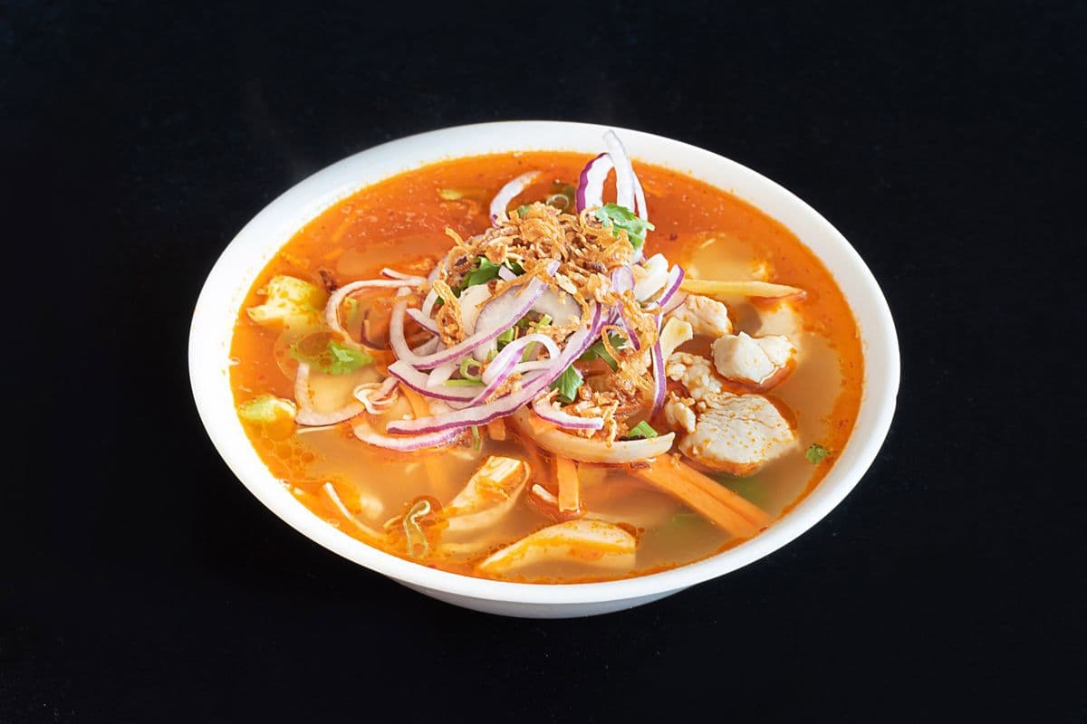 325. Chicken Rice Noodle Sour Soup