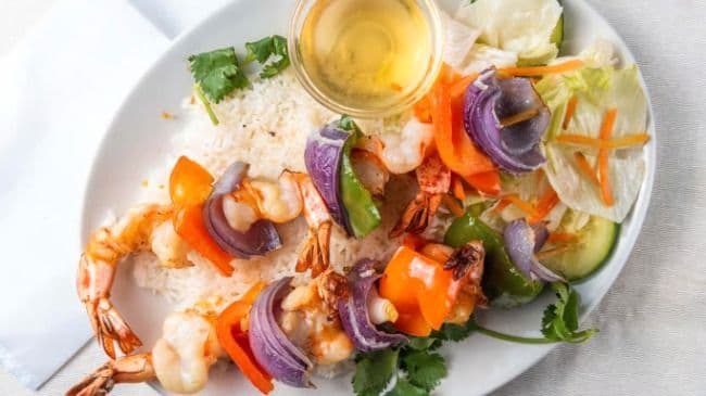 Brochettes de crevettes grillées (2 mcx) / Grilled Shrimp Skewers (2 pcs)