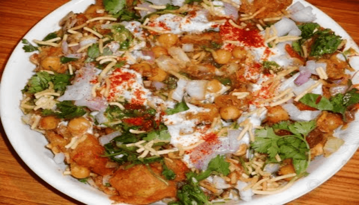 Veg Samosa Chat