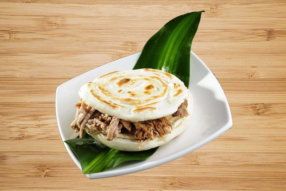 M1: Stewed Pork Burger – 肉夹馍