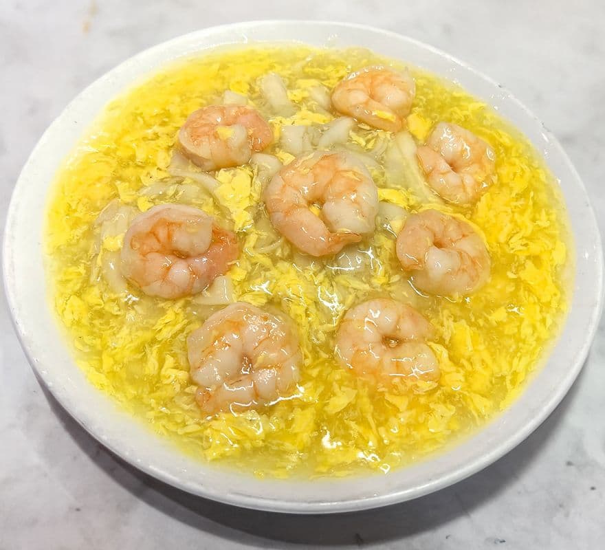 Flat Rice Noodles with Shrimp and Scrambled Eggs / 滑蛋蝦球炒河