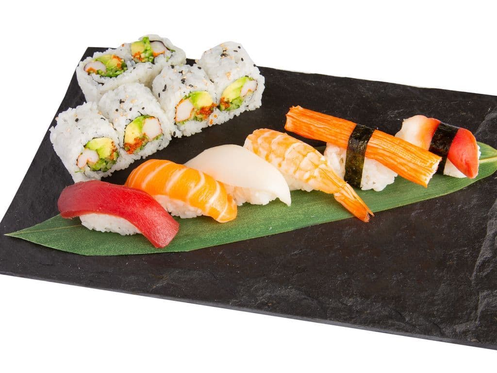 C01.Sushi Set A (12pcs)