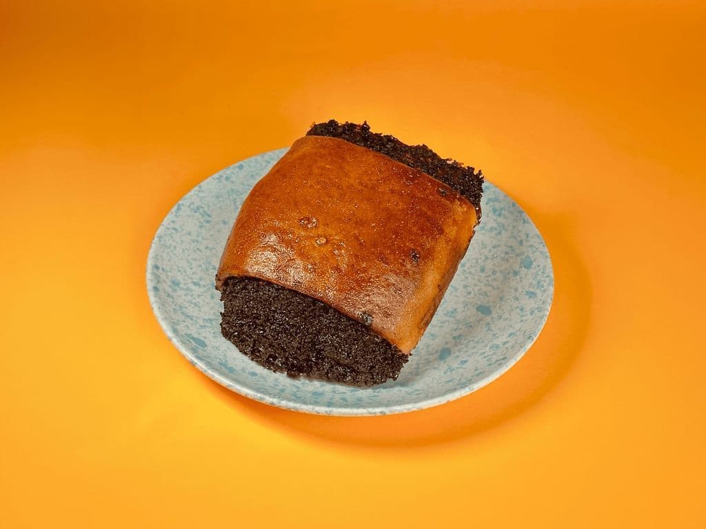"Makovik" Poppy Seed Bun