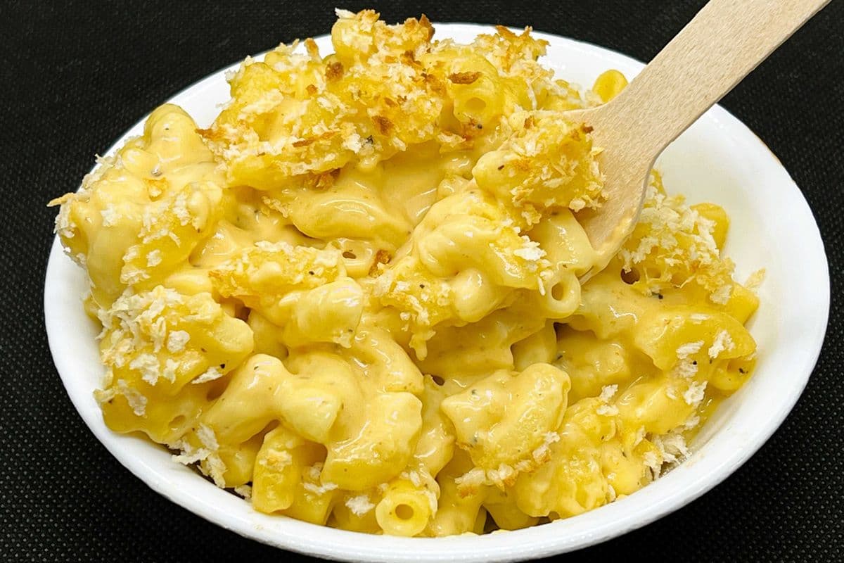 Mega size baked Mac and Cheese with Garlic Bread
