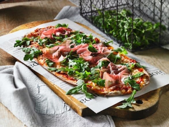 Pizza Prosciutto et roquette / Prosciutto and Arugula Pizza
