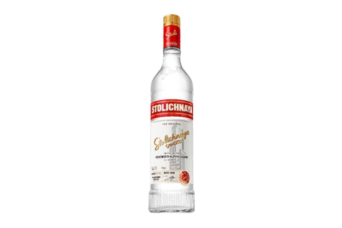 Stolichnaya Vodka (750 ml) (1 x 750ml)