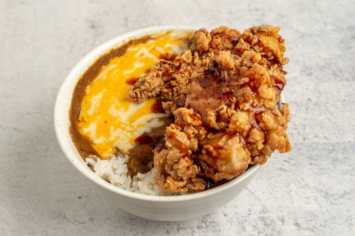 Melted Cheese on Chicken Karaage Curry