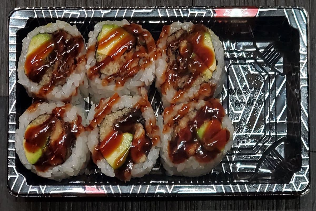 CR05. Unagi with Avocado Roll (6 pcs)