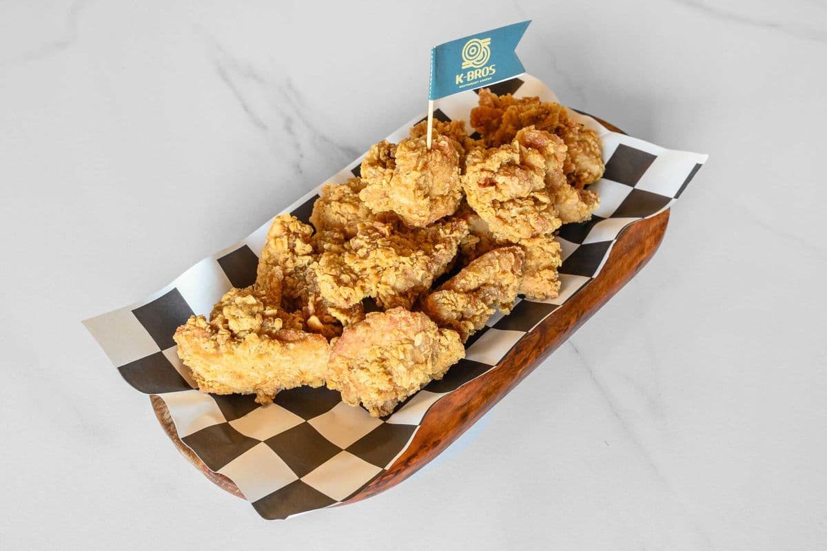 Poulet sunsal ail au soja sans os (10 mcx)(300g) / Boneless Sunsal Garlic Soy Chicken (10 pcs)(300g)