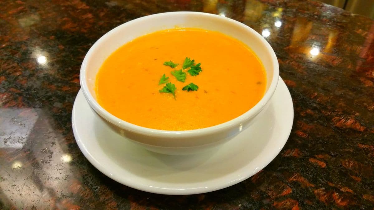 Lobster Bisque (S12)