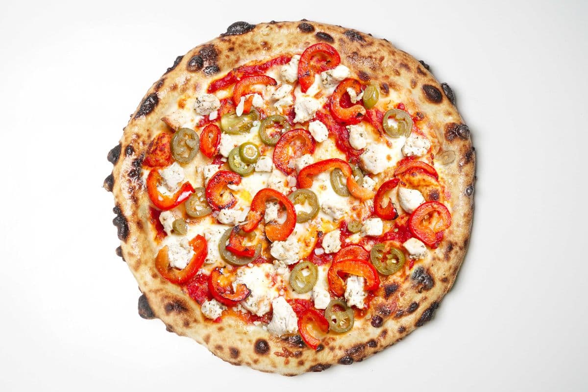 18" Pollo Piccante Pizza