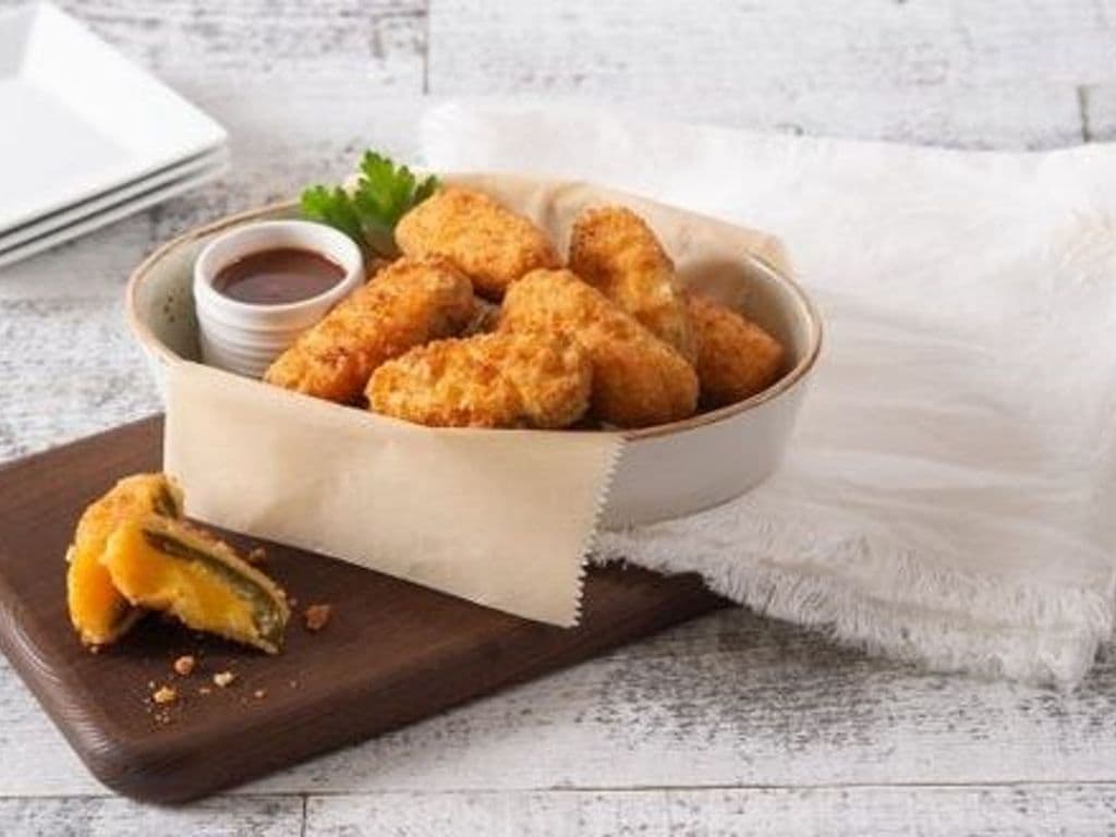 Jalapeño Cream Cheese Poppers (6 Pieces)