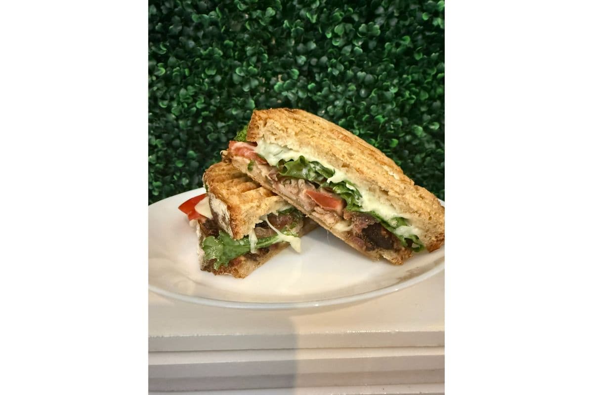 The Jerk Club Sandwich