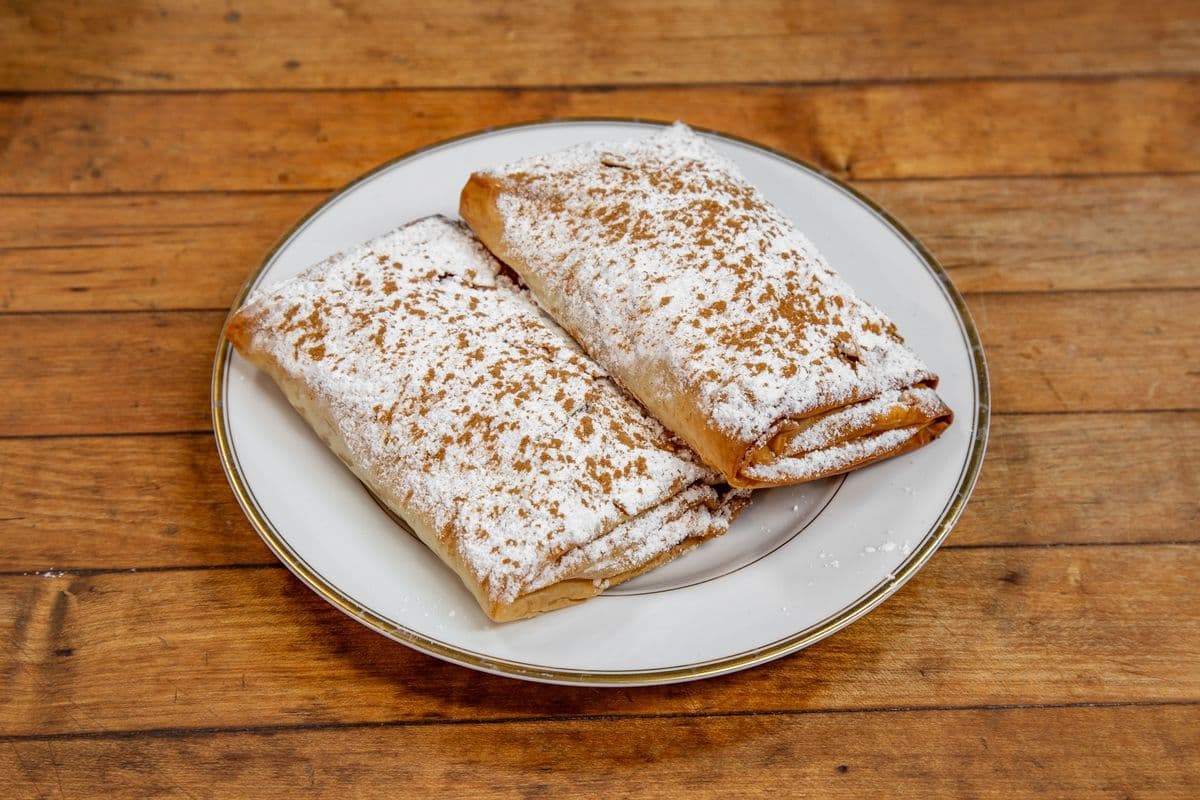 Bougatsa