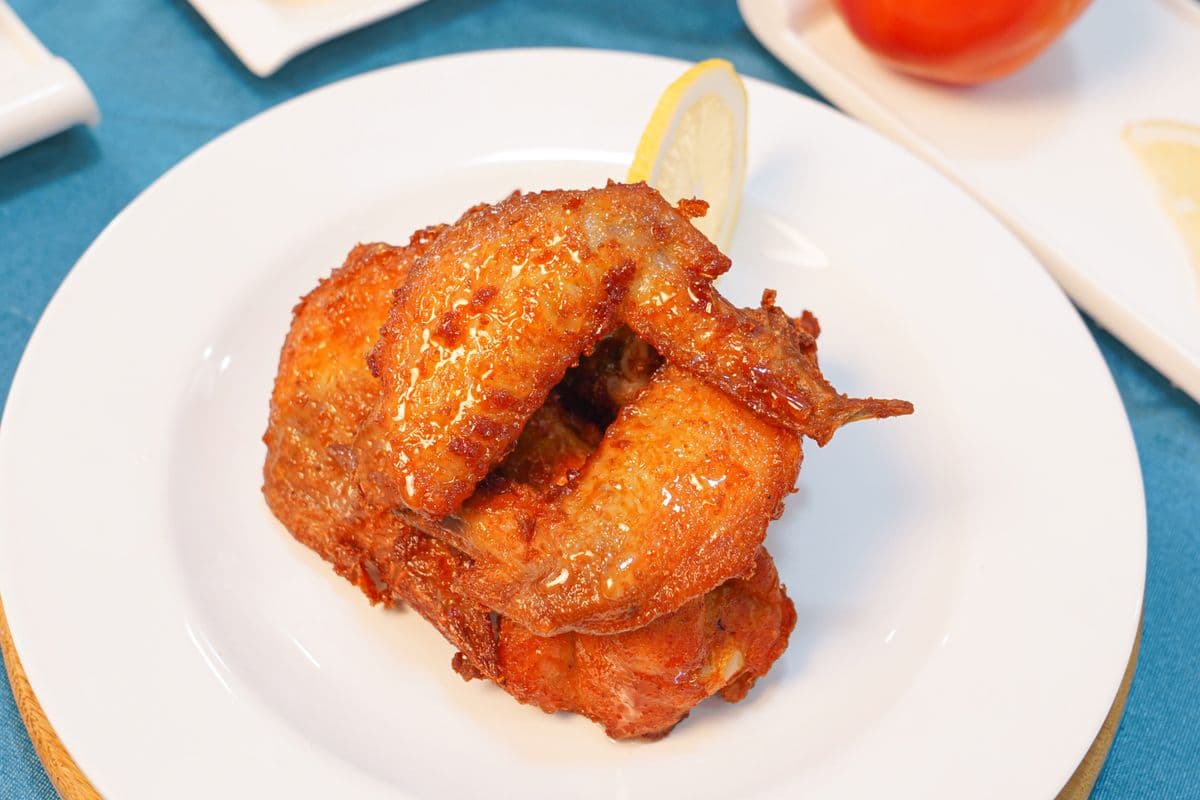 Ailes de Poulet Frites / Fried Chicken Wings