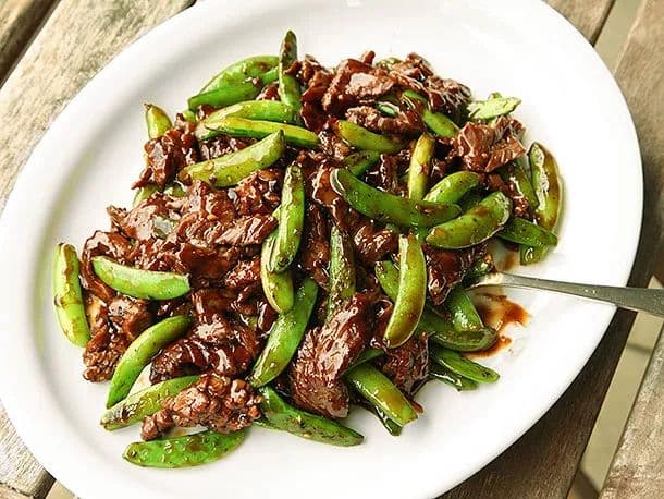 Beef in Oyster Sauce with Snap Peas / 蠔油牛肉