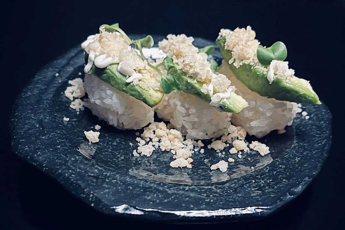 Crispy Avocado Nigiri (3 pcs)