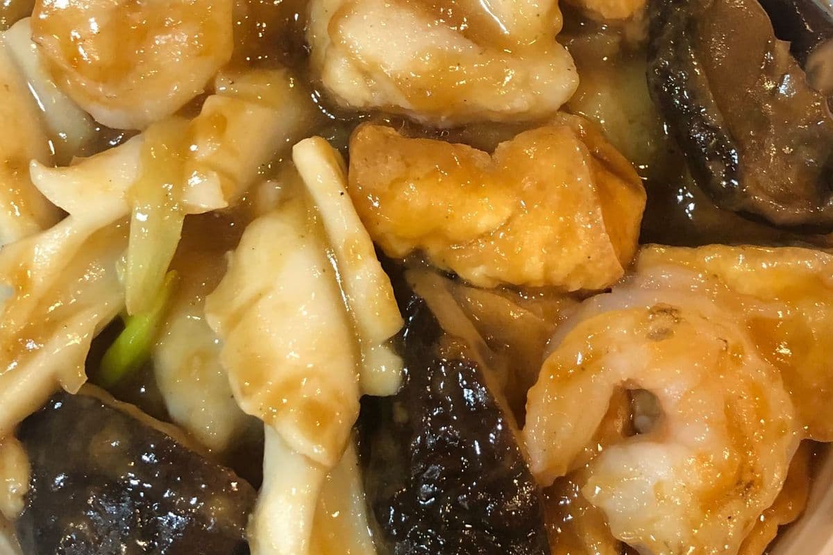 #120. Seafood Hot Pot