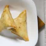Chicken Samosas (2 pcs)