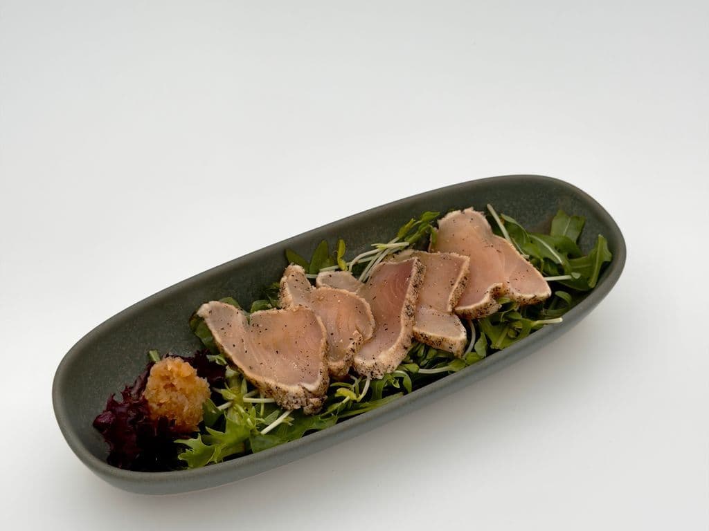 Tuna Garlic Pepper Tataki