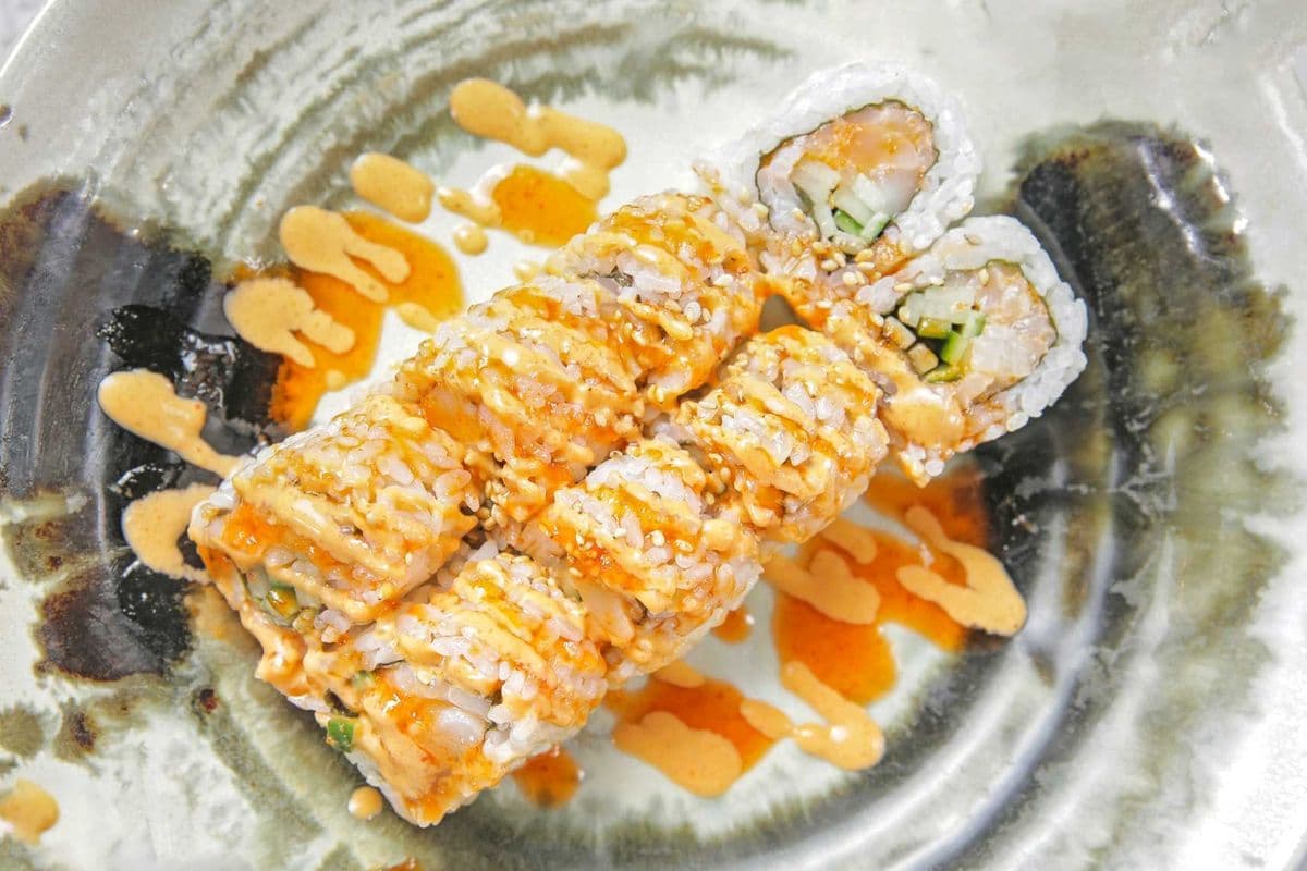 Spicy Chopped Scallop Maki Roll (8 pcs)