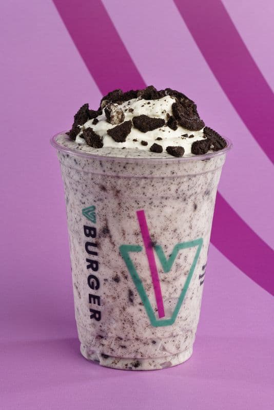 Cookie Cookie Cookie Dough Shake - 24 oz