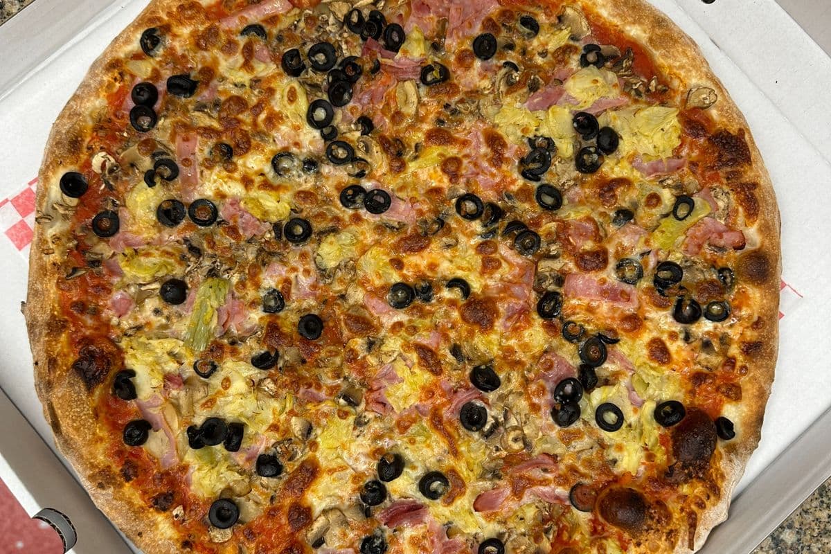 16" Quattro Pizza