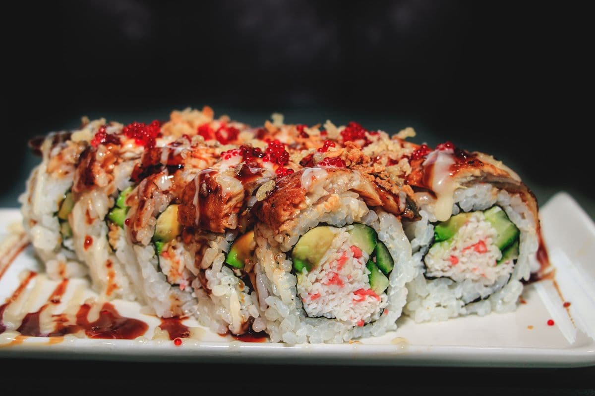 Dragon Roll (10 pcs)