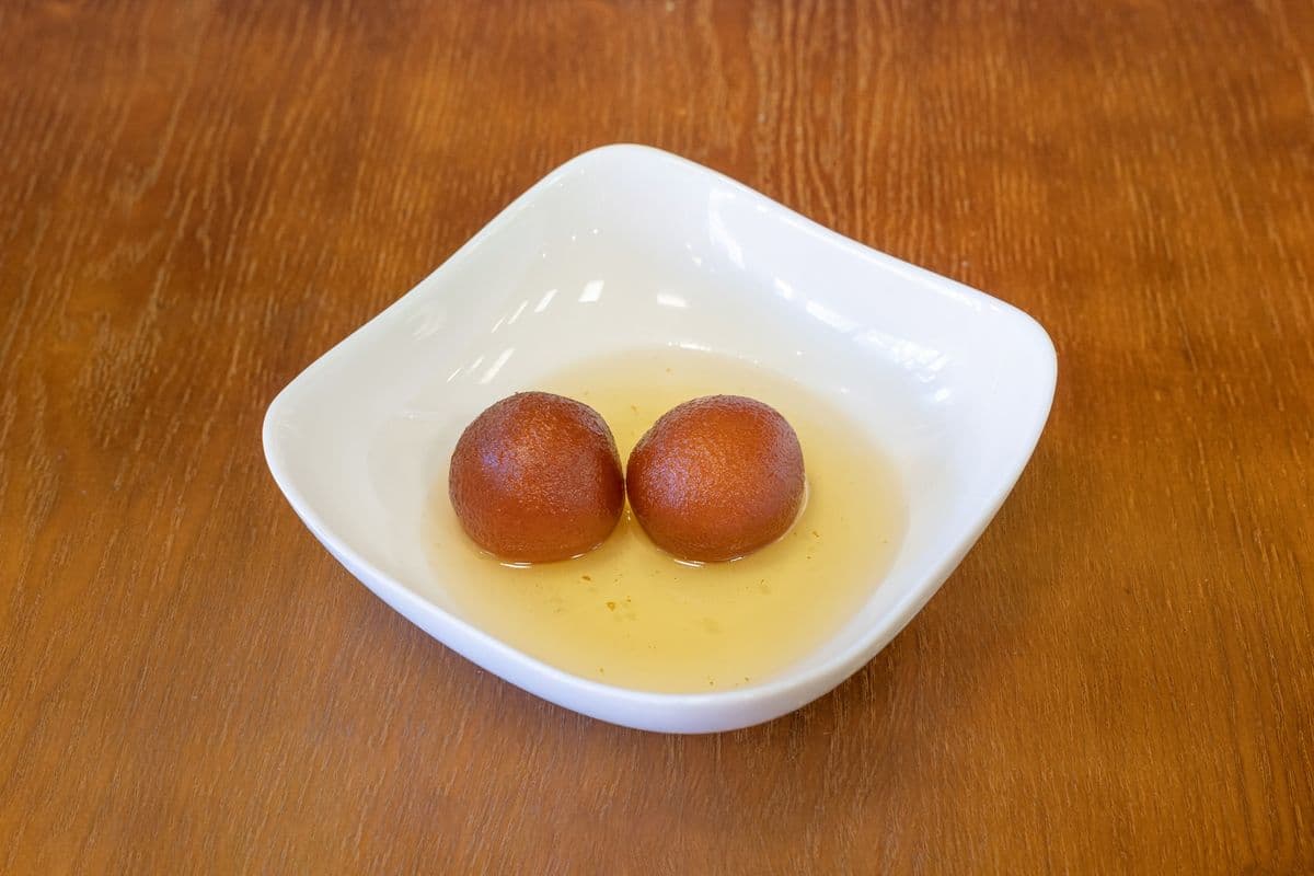 Gulab Jamun (2 pcs)