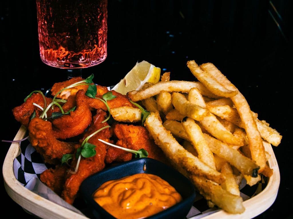FISH & CHIPS