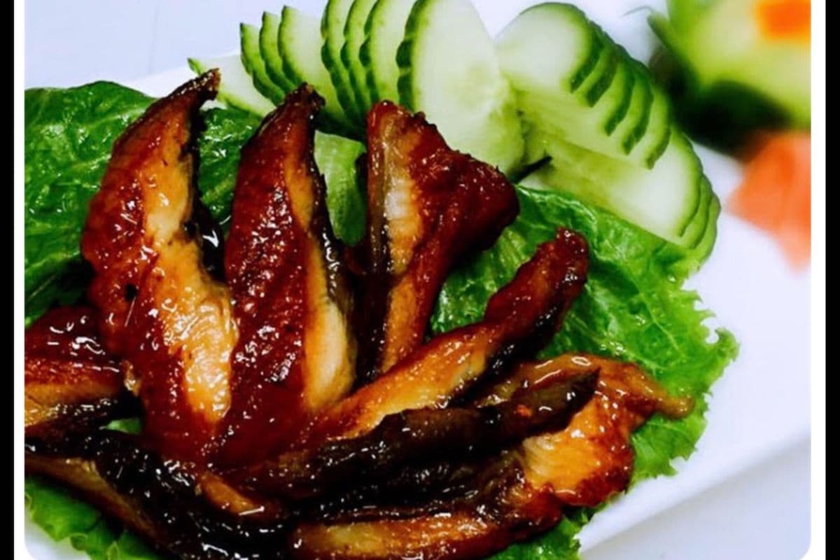 S13. BBQ Eel Sashimi (6 pcs)