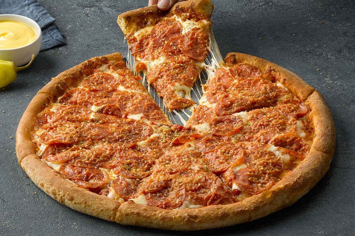 Medium Ultimate Pepperoni Pizza