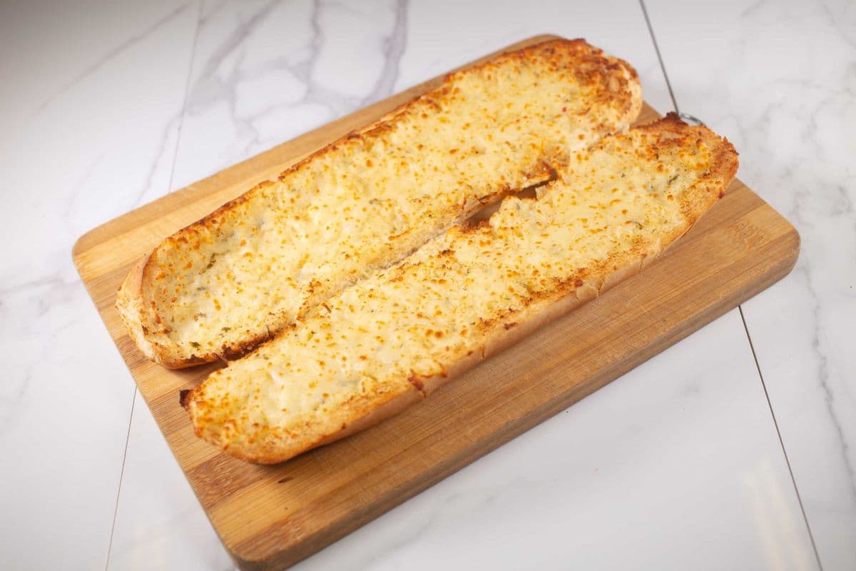 Garlic Bread with Cheese