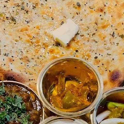 Ambar Surrey Kulcha
