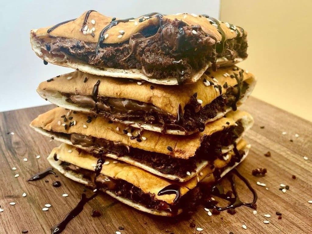 Brow-Nella Naan