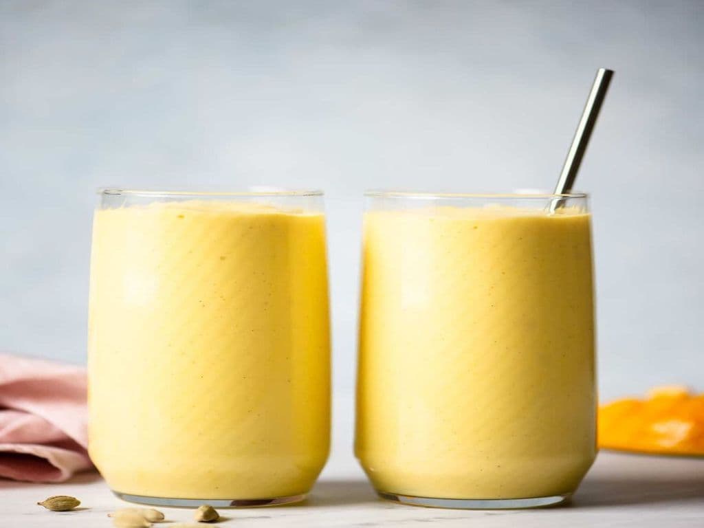 MANGO LASSI