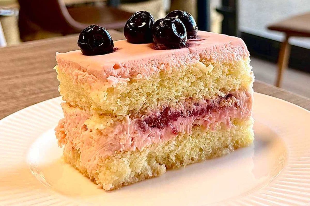 Amarena Cherry Cake