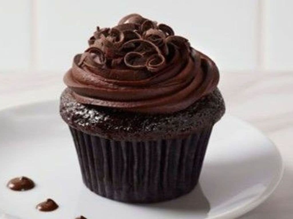 Blackout Cupcake (Single)
