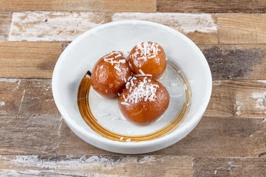 Gulab Jamun ( 4pcs)