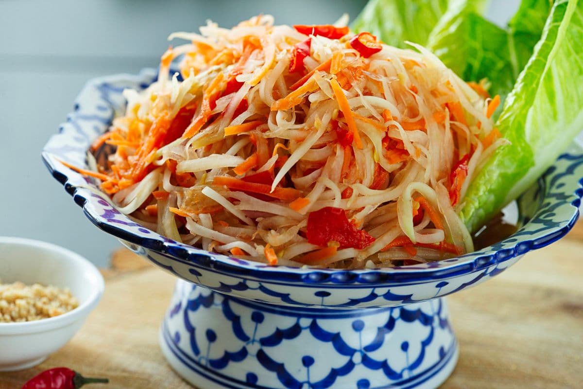 Tum-Muk Hoong (Spicy)