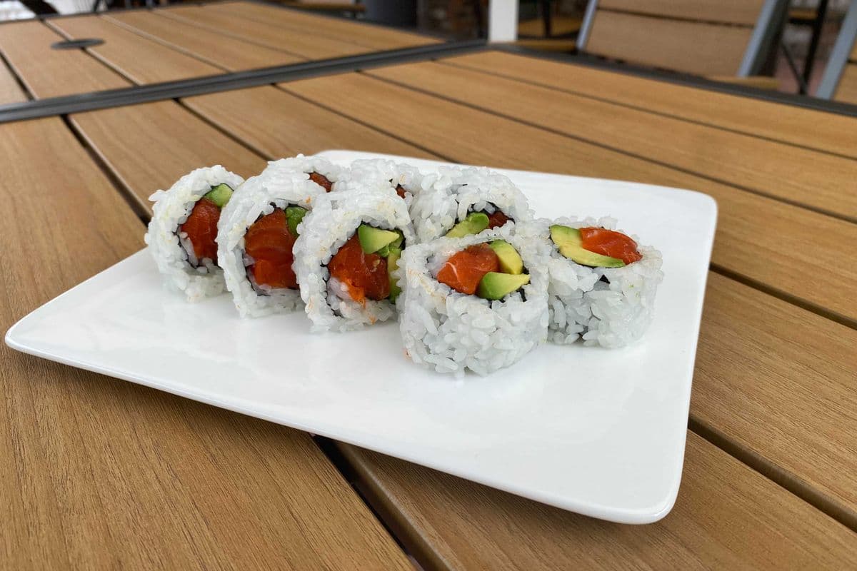 Sockeye Salmon & Avocado Roll