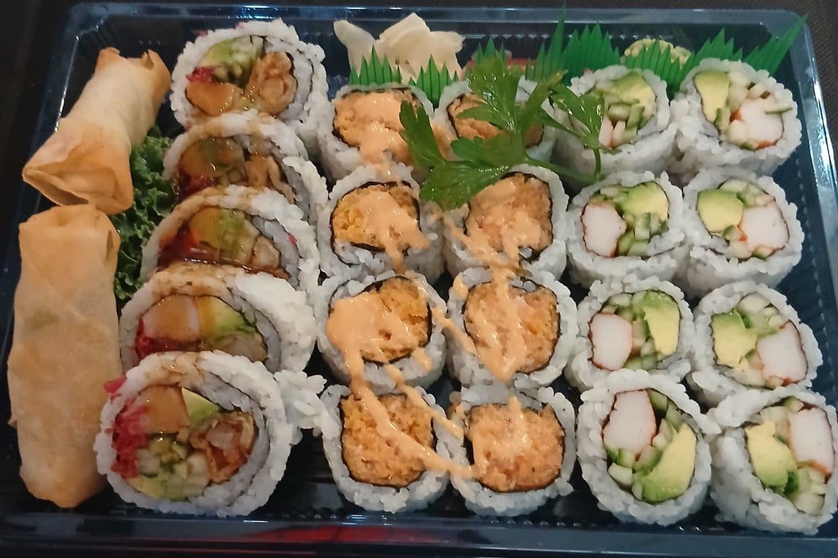 Triple Maki Comno "A" 17pcs