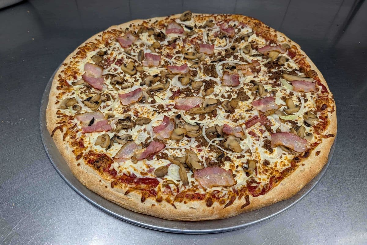 Large Steve Pizza